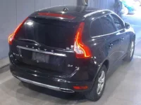 Volvo XC60 лот № 7028 оценка 3.5  с аукциона в Японии 1