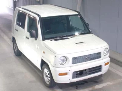 Daihatsu NAKED