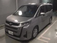 Toyota NOAH лот № 8156 оценка R  с аукциона в Японии 3