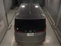 Toyota NOAH лот № 8156 оценка R  с аукциона в Японии 6