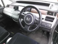 Honda STEP WAGON лот № 8078 оценка R  с аукциона в Японии 2