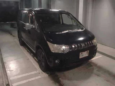 Mitsubishi DELICA D5