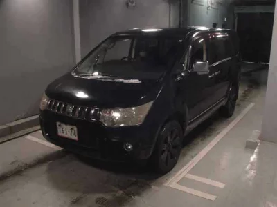 Mitsubishi DELICA D5