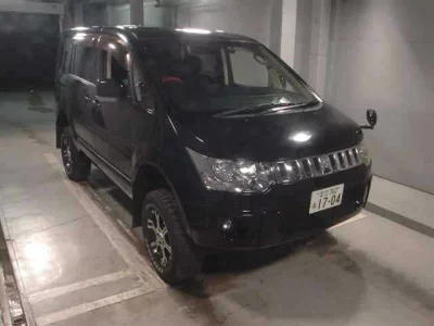 Mitsubishi DELICA D5