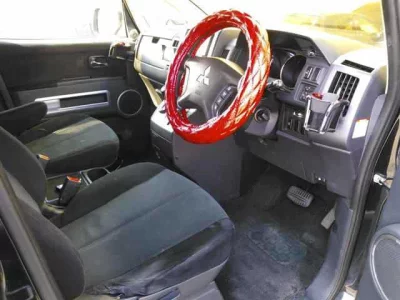 Mitsubishi DELICA D5