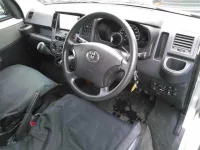 Mazda BONGO VAN лот № 4035 оценка 4  с аукциона в Японии 2