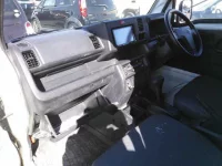 Subaru SAMBAR лот № 1034 оценка 4  с аукциона в Японии 7