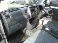 Subaru SAMBAR лот № 1093 оценка 3.5  с аукциона в Японии 7