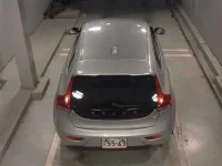 Volvo V40 лот № 8089 оценка 4  с аукциона в Японии 6