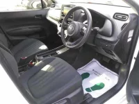 Toyota AQUA лот № 343 оценка 4  с аукциона в Японии 2