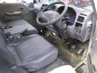 Mazda BONGO лот № 4047 оценка R  с аукциона в Японии 2