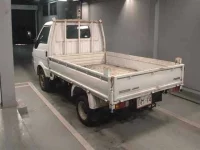 Mazda BONGO лот № 4047 оценка R  с аукциона в Японии 1
