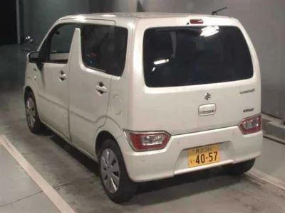 Suzuki WAGON R  с аукциона в Японии