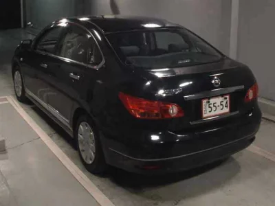 Nissan SYLPHY  с аукциона в Японии