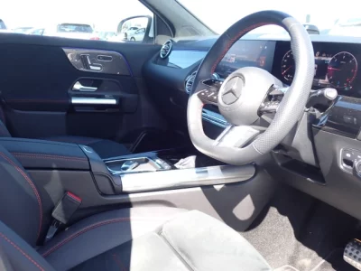 Mercedes-Benz GLA CLASS