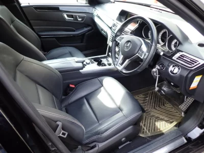 Mercedes-Benz E CLASS WAGON