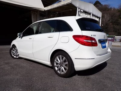 Mercedes-Benz B CLASS