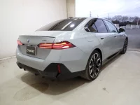 BMW i5 лот № 34512 оценка 4  с аукциона в Японии 7