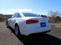 Audi A6 лот № 33524 оценка 4  с аукциона в Японии 1