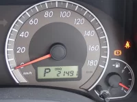 Toyota COROLLA AXIO лот № 14008 оценка 3.5  с аукциона в Японии 9