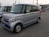 Honda N BOX лот № 25023 оценка 3.5  с аукциона в Японии 6