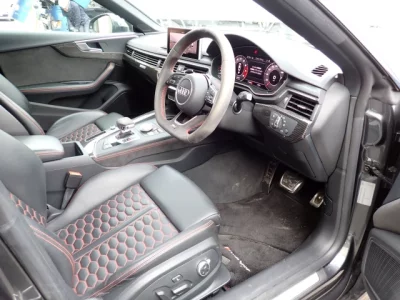 Audi RS5  с аукциона в Японии