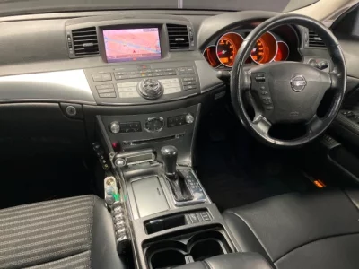 Nissan FUGA  с аукциона в Японии