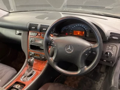 Mercedes-Benz C CLASS WAGON