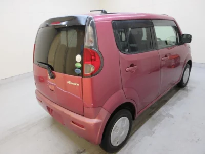 Suzuki MRWAGON