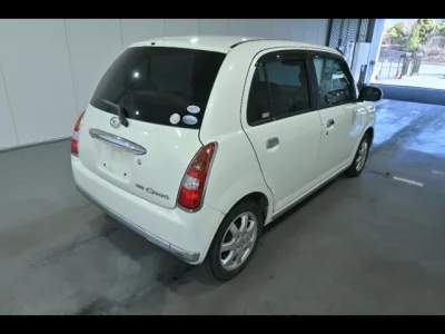 Daihatsu MIRA  с аукциона в Японии
