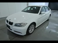 BMW 3-Series лот № 29003 оценка 3.5  с аукциона в Японии 1