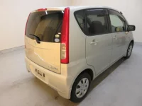 Daihatsu MOVE лот № 28094 оценка 3.5  с аукциона в Японии 2