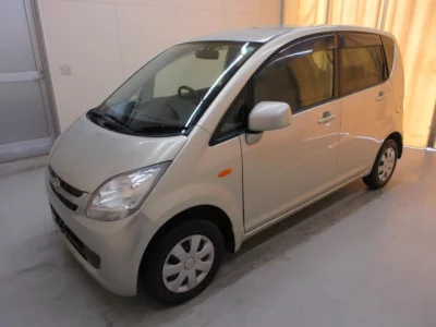 Daihatsu MOVE  с аукциона в Японии