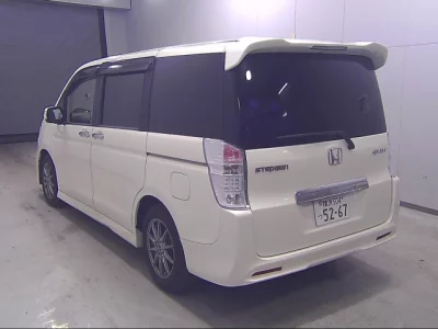 Honda STEP WAGON