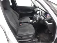 Honda FIT лот № 10066 оценка R  с аукциона в Японии 5