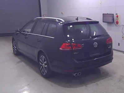 Volkswagen GOLF VARIANT