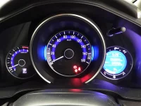 Honda FIT лот № 10055 оценка 3  с аукциона в Японии 8