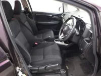 Honda FIT лот № 10055 оценка 3  с аукциона в Японии 5