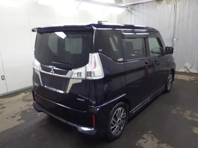 Mitsubishi DELICA D2