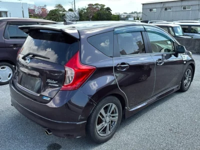 Nissan NOTE  с аукциона в Японии