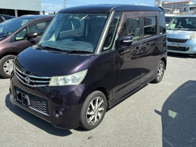 Nissan ROOX  с аукциона в Японии