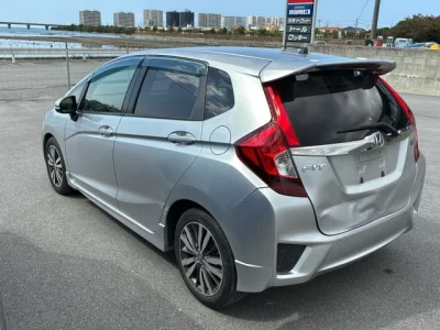 Honda FIT  с аукциона в Японии