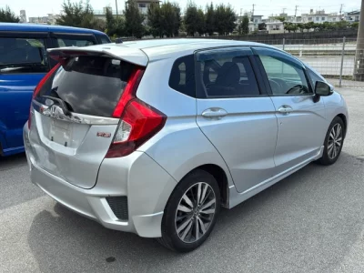 Honda FIT  с аукциона в Японии