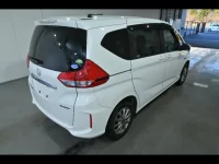 Honda FREED лот № 20001 оценка R  с аукциона в Японии 2