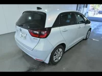 Honda FIT лот № 20200 оценка 3.5  с аукциона в Японии 2