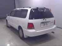 Honda ODYSSEY лот № 19057 оценка 3.5  с аукциона в Японии 3