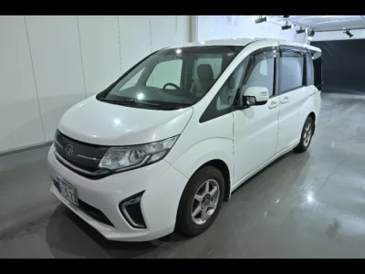 Honda STEP WAGON  с аукциона в Японии