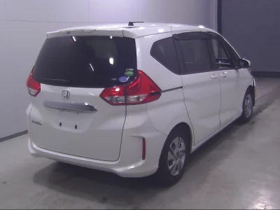 Honda FREED  с аукциона в Японии