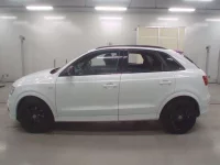 Audi Q3 лот № 38122 оценка 4  с аукциона в Японии 3