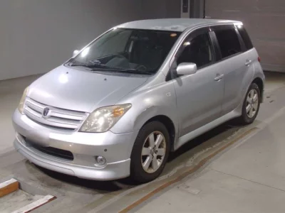 Toyota IST